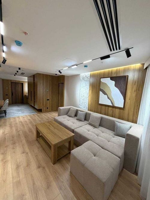 3-xonali kvartira, 110 m²