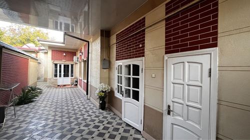 5-room house, 2800 m²