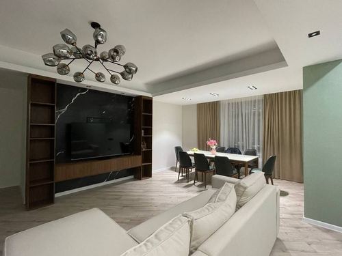 4-room apartment, 150 m²