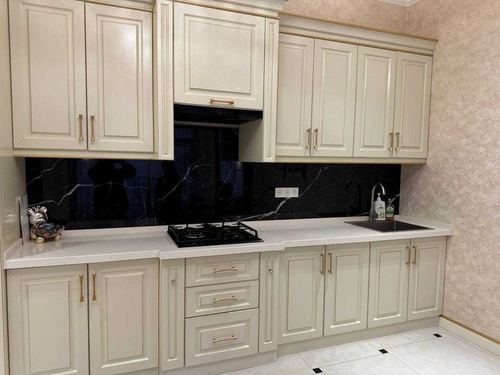 5-room house, 250 m²