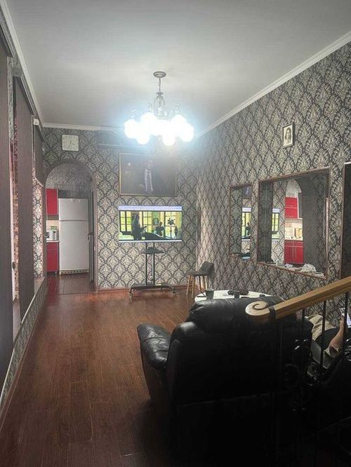 5-room house, 220 m²