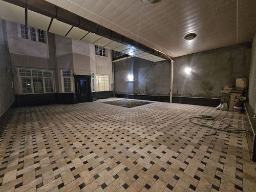 5-room house, 220 m²