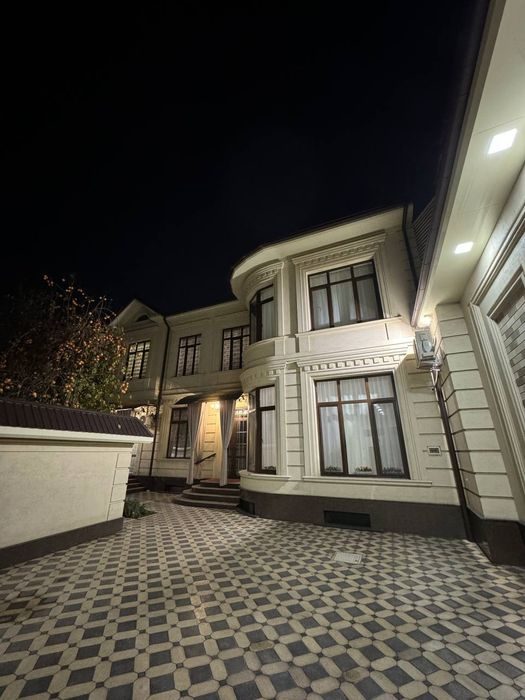 8-room house, 400 m², Tashkent, Yakkasaray District, for rent