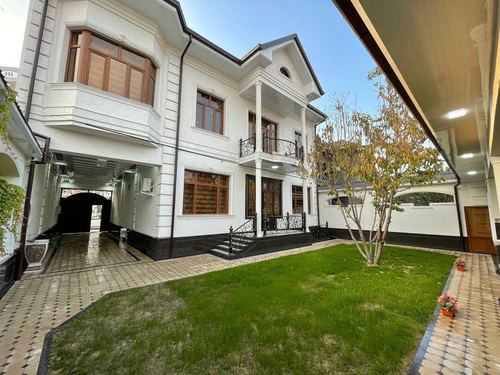 6-комнатный дом, 400 м²