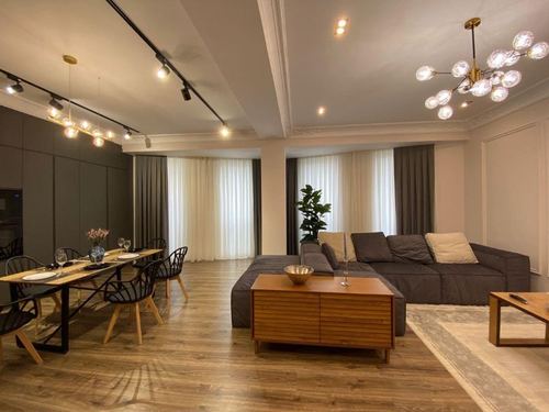 3-xonali kvartira, 120 m²
