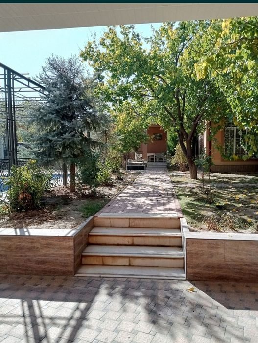 3-комнатный дом, 300 м², Ташкент, Яккасарайский район, на продажу
