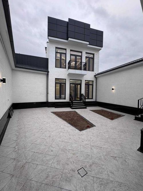5-xonali uy, 397 m²