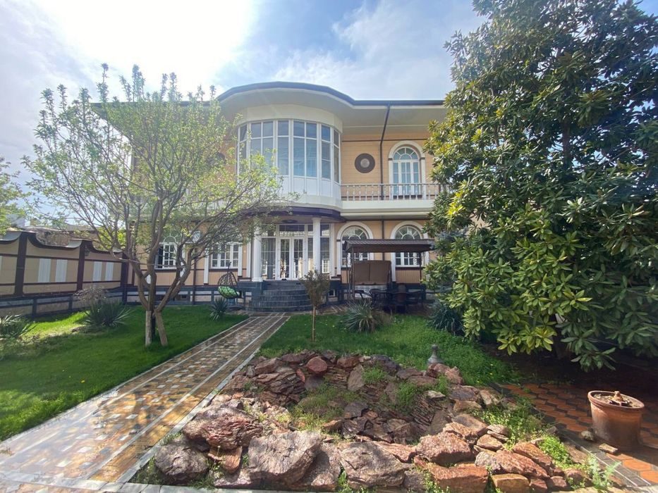 6-комнатный дом, 500 м², Ташкент, Яккасарайский район, на продажу