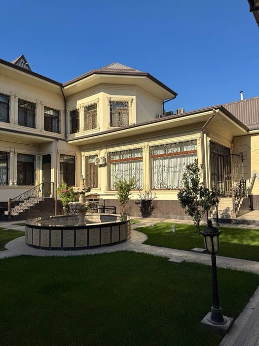 9-комнатная часть дома, 1000 м², Ташкент, Яккасарайский район, на продажу