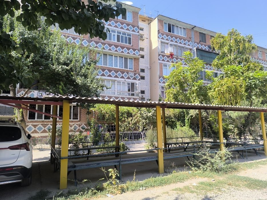 3-room apartment, 76.6 m², Chirchik, for sale