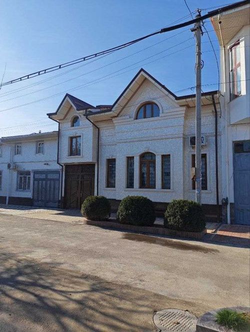 6-room house, 250 m²