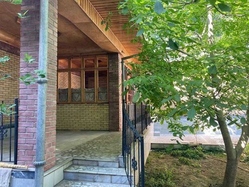 4-room house, 450 m²