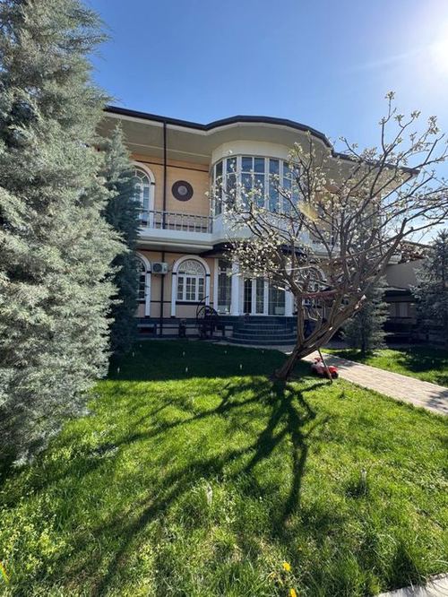 8-room house, 500 m²