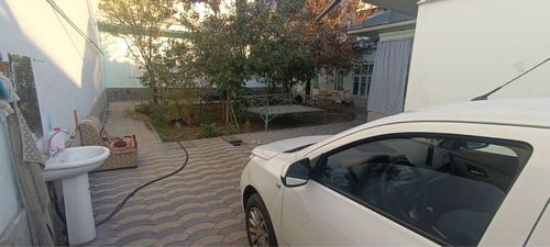 7-room house, 400 m²