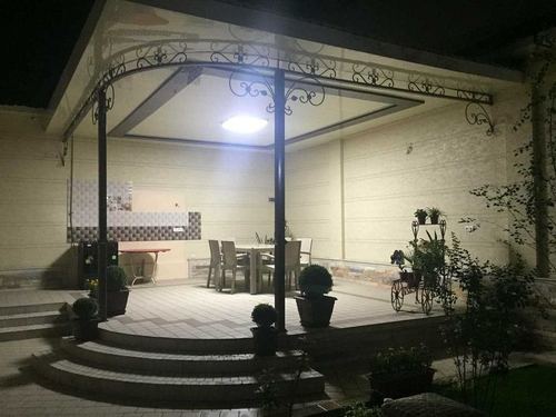 6-room house, 400 m²