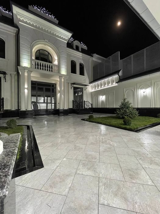 8-комнатный дом, 500 м², Ташкент, Яккасарайский район, в аренду