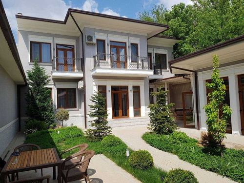 7-xonali uy, 500 m²