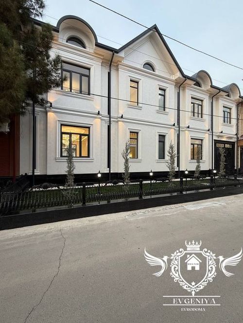 8-xonali uy, 500 m²