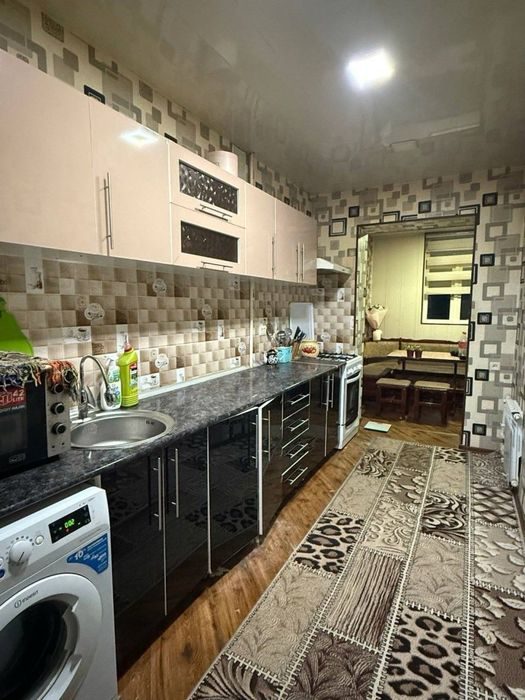 4-комнатная квартира, 79 м², Чирчик, в аренду