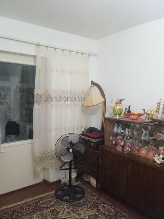 1-комнатная квартира, 35 м², Чирчик, на продажу