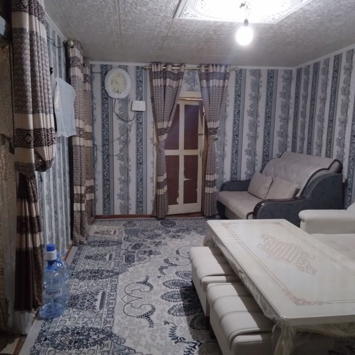 3-комнатная квартира, 70 м², Чирчик, на продажу