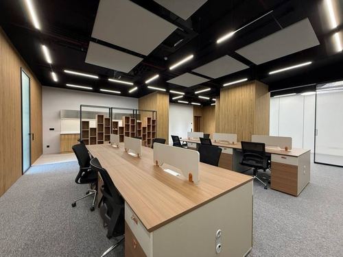 Продается офис  Piramit Tower 118м2
