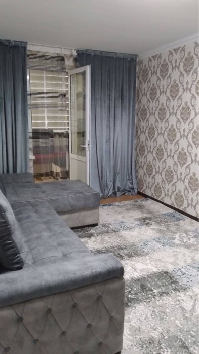1-комнатная квартира, 52 м², Чирчик, в аренду