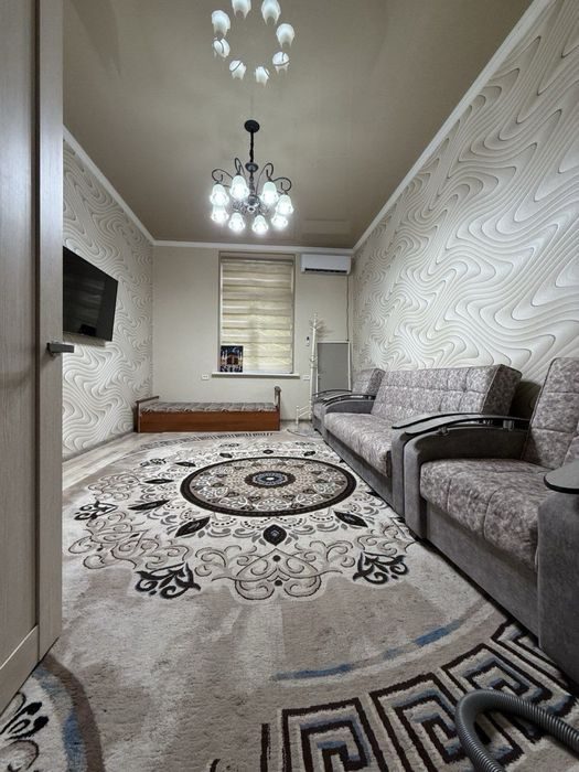 3-комнатная квартира, 78 м², Чирчик, в аренду