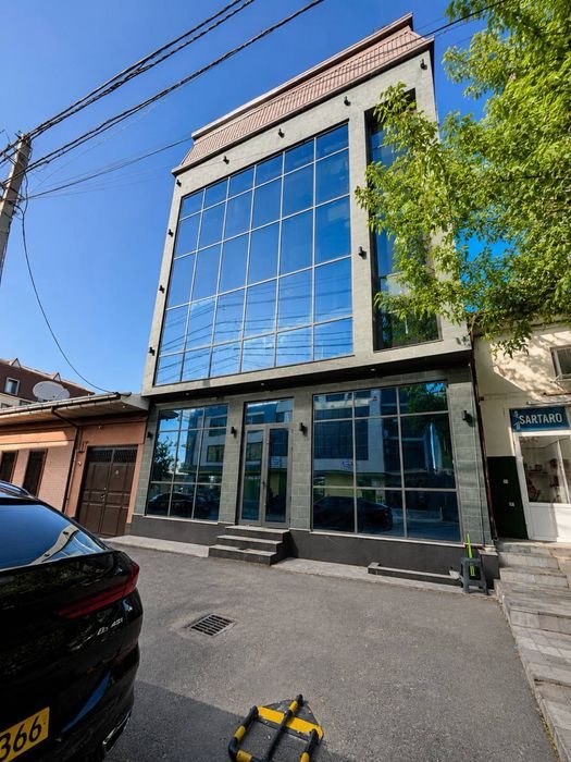 Ракат махалля отдельно стоящее здание 2соток 5уровней 700кв.м срочно