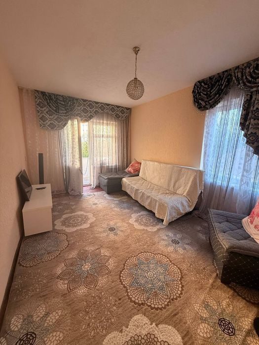 2-комнатная квартира, 52 м², Чирчик, в аренду