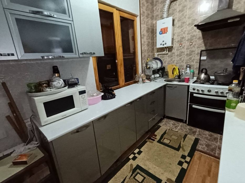 3-комнатная квартира, 57 м², Чирчик, в аренду