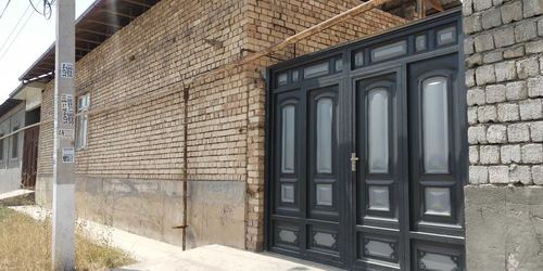 2-комнатный дом, 750 м²