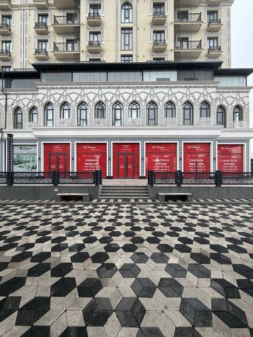 Ул.Бабура 1 линия 508кв.м нежилое помещение + паркинг свой
