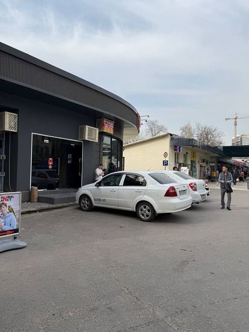 Продаётся помещение в Яккасарай Ул Шота Руставели Ор вход Аския базар