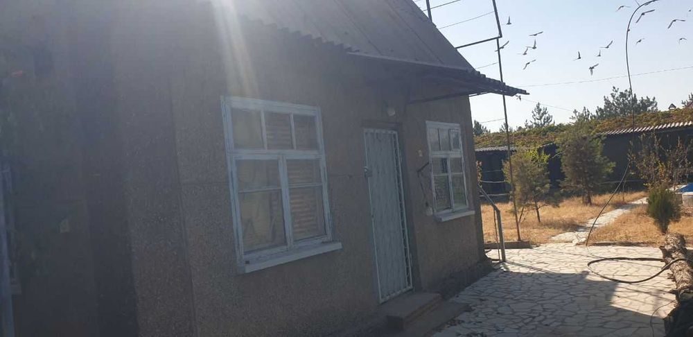 3-комнатная дача, 600 м², Чирчик, на продажу