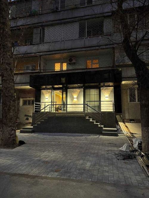 Продаётся готовый офис 100 м² с ремонтом и мебелью Яккасарай ул Мукими