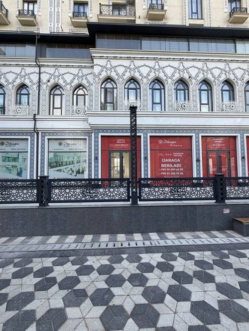 Продаётся(Нежилое)ЖК Узбегим Улица Бабура/Рядом Пирамит