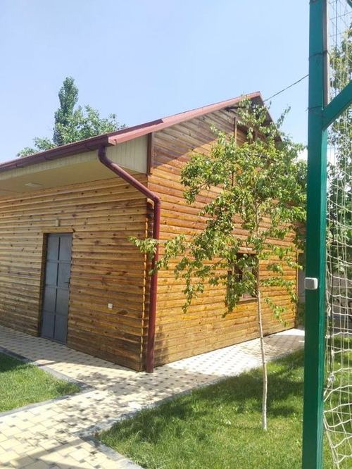 7-комнатная дача, 8 м²