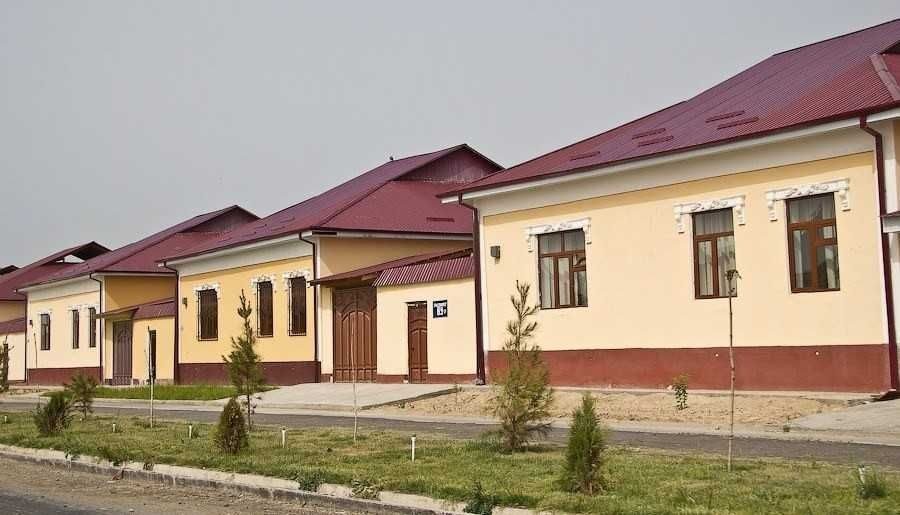 3-комнатный коттедж, 300 м², Чирчик, на продажу