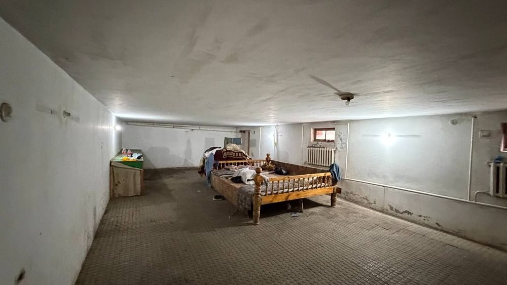 Арендага жой. Швейный цех , склад товаров .