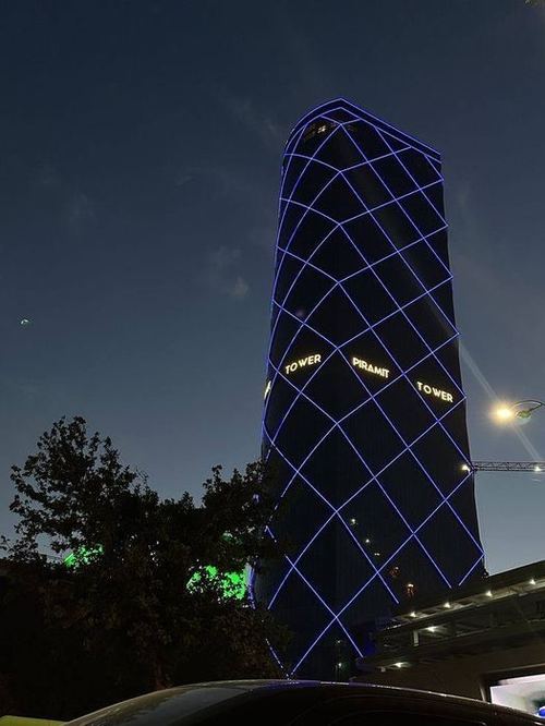 Аренда помещение ЖК Piramit Tower 36м2