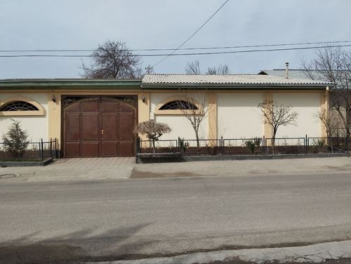 5-комнатная часть дома, 4700 м²