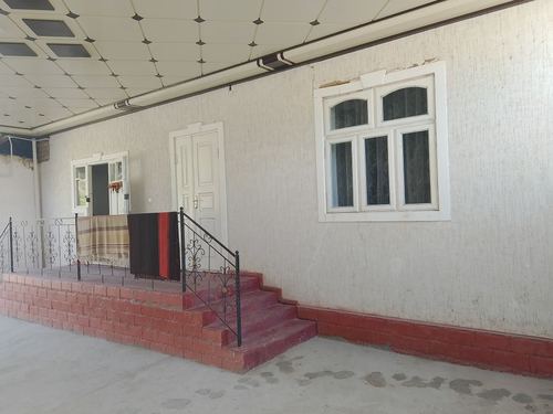 11-комнатная часть дома, 250 м²