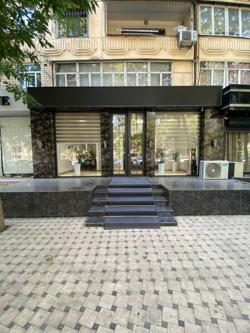 Яккасарай | Айбек - Сдается в аренду помещение вдоль дороги 100м2