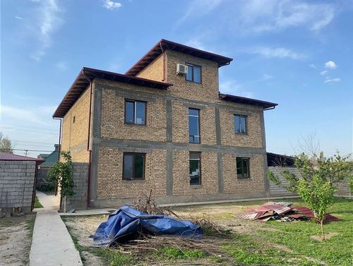 7-комнатная дача, 250 м²
