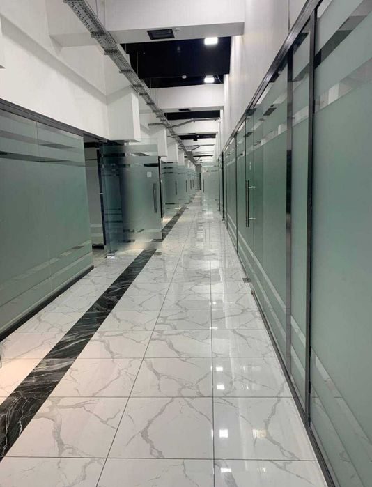 Сдается в аренду коммерческое помещение рядом с метро Новза. 480m2