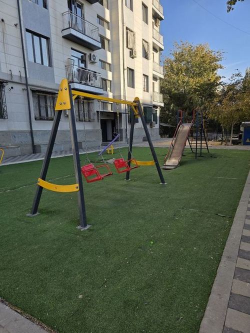 4-xonali kvartira, 207 m²