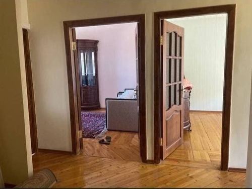 3-xonali kvartira, 78 m²