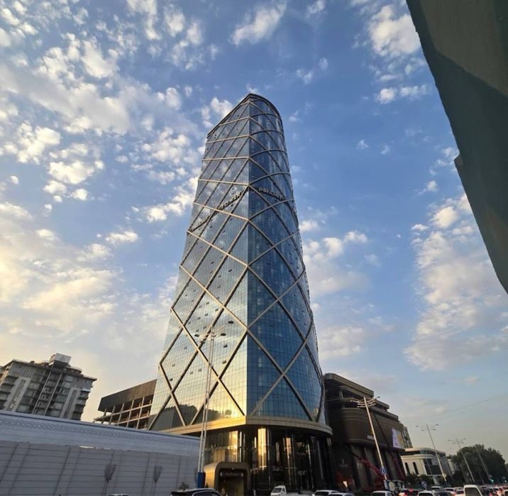Аренда Евро офис Ор-р: Piramit Tower 37м2