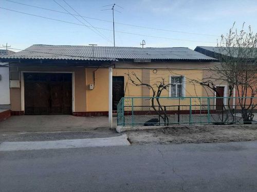 6-комнатный дом, 600 м²